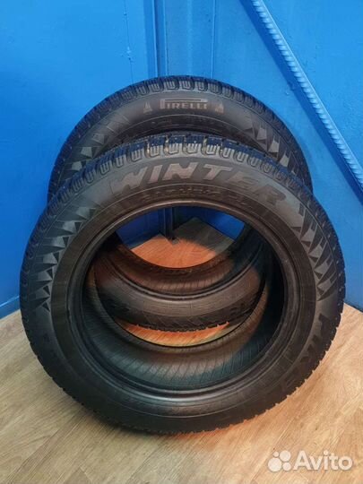 Pirelli Winter Carving Edge 215/55 R16