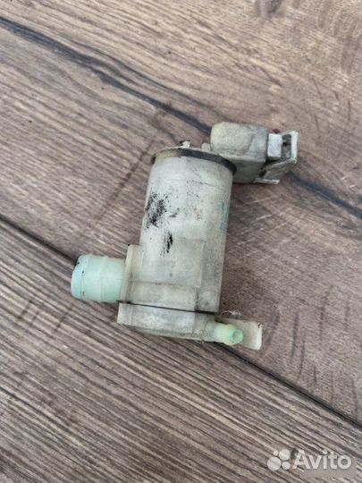 Моторчик бачка омывателя Nissan Teana 2.0