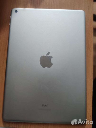Apple iPad 2021 256GB WI-FI серебристый