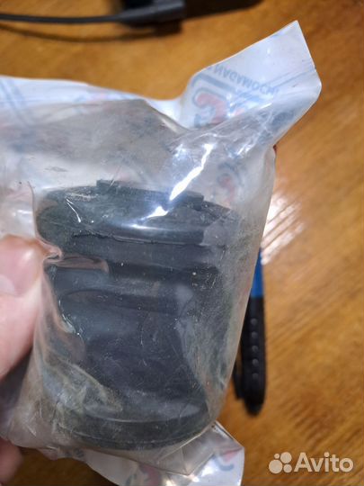 Сайлентблоки переднего рычага BH21038/BH21030