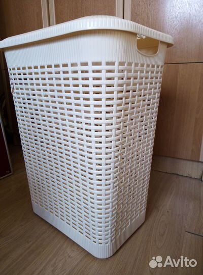 Корзина для белья с крышкой 50 л