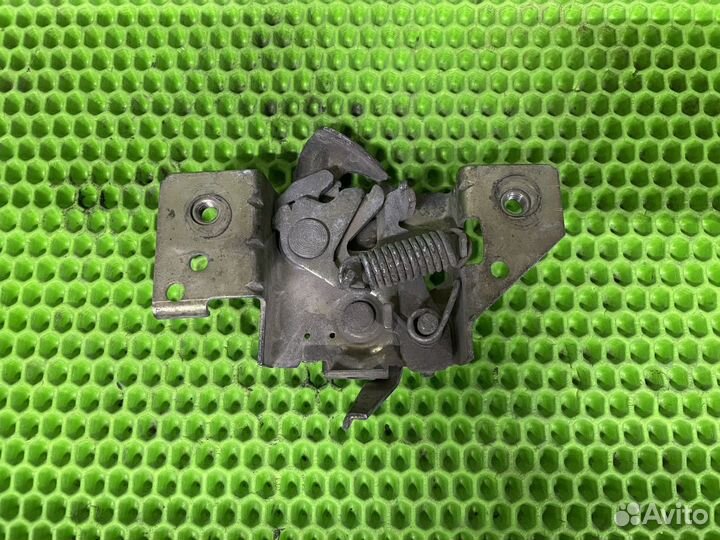 Замок капота Ford Fusion 2002-2012