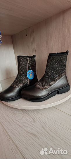 Новые Ботинки демисезонные