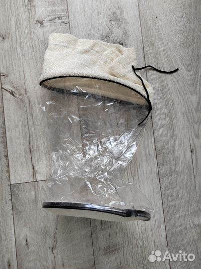 Накидка на приборную панель ман