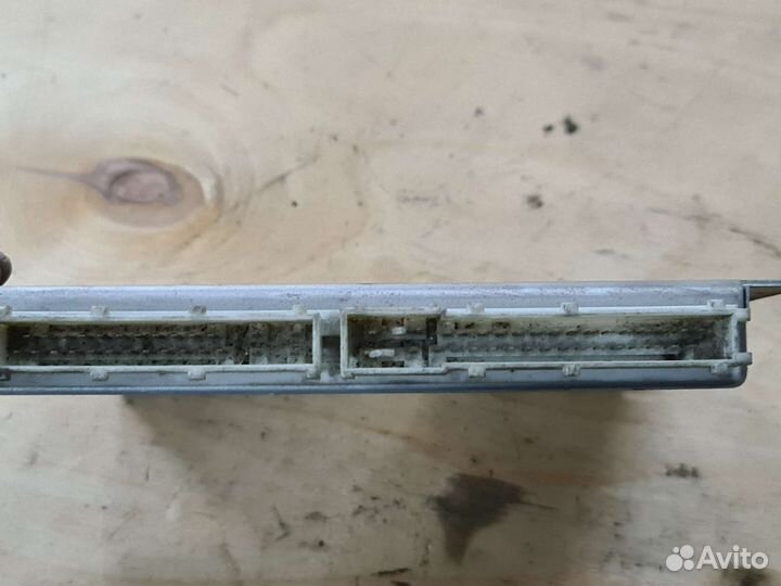 Блок управления ASR Mercedes W210