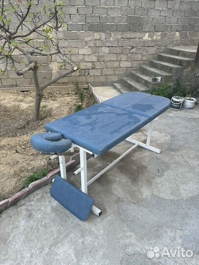 Массажная кушетка