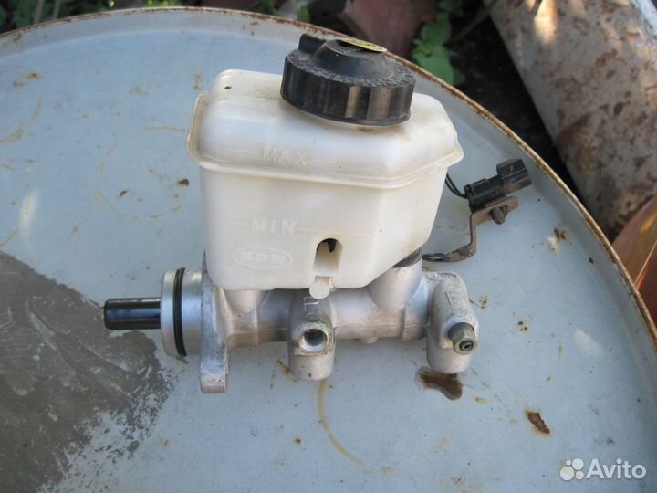 Главный тормозной цилиндр на кия спектра