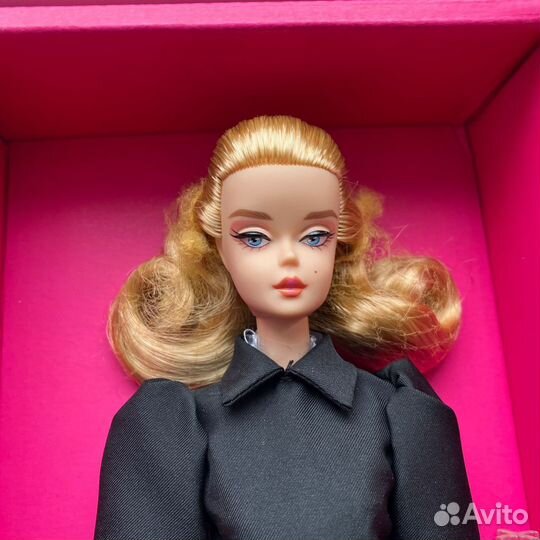 Кукла barbie silkstone best in black