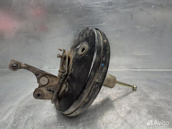 Усилитель тормозов вакуумный Volkswagen Golf