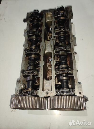 Головка блока Ford Mondeo 1.8 2.0 16v