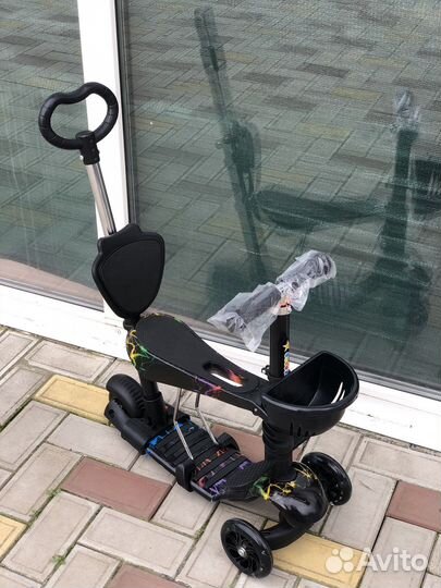 Самокат детский трехколесный 5в1 с ручкой