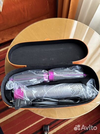 Стайлер Dyson Airwrap «Фуксия» (4 насадки)