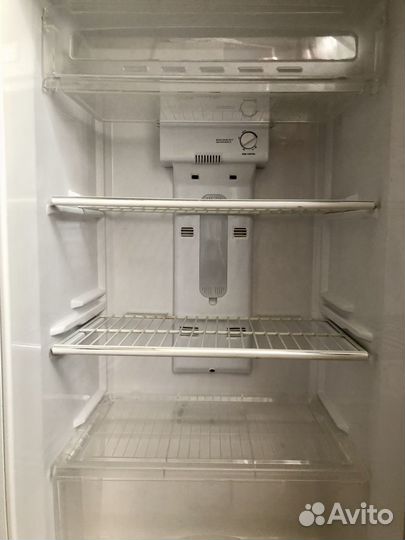 Холодильниr- морозильник No-Frost