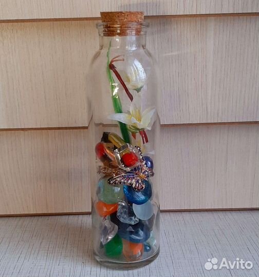 Композиция с цветком