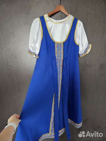 Платье