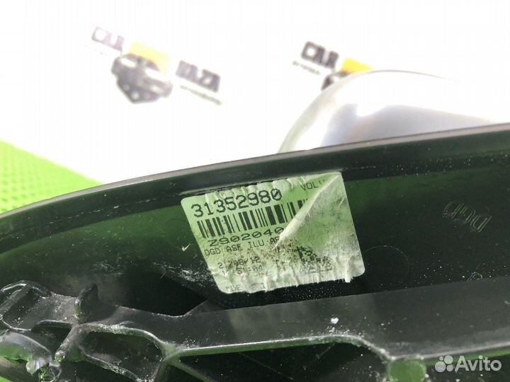 Зеркало заднего вида боковое правое R Volvo XC60