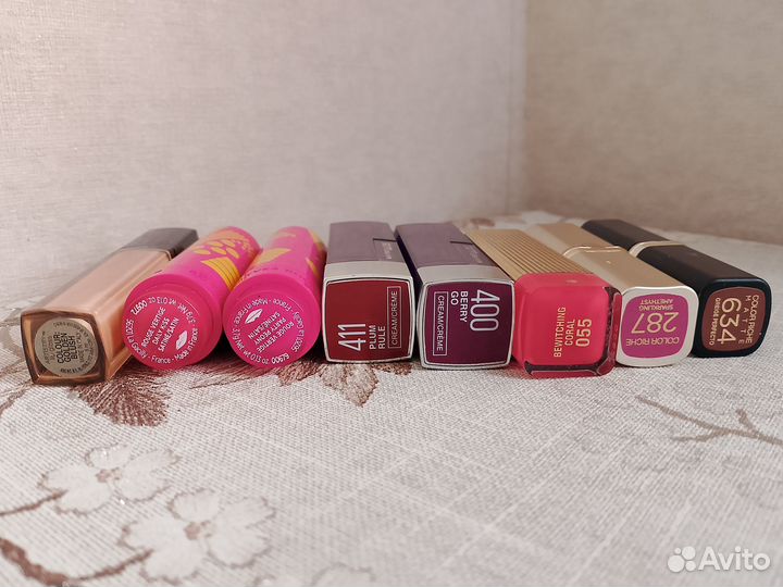 Помада Max Facto r