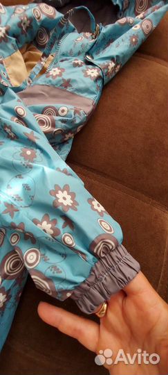 Ветровка для девочки 98