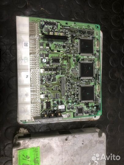 Блок управления двс Toyota Camry 30 2AZ-FE