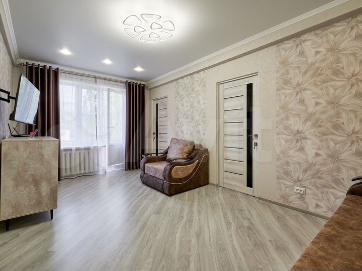 3-к. квартира, 57 м², 5/5 эт.