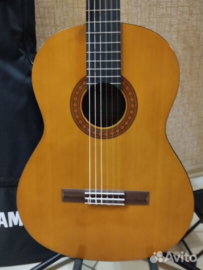 Yamaha c40 Индонезия. Оригинал. С чехлом