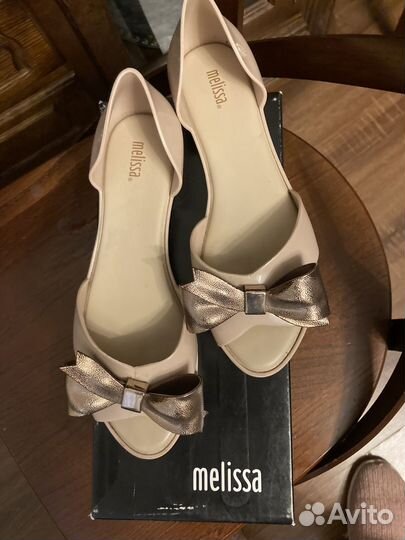 Босоножки для пляжа melissa