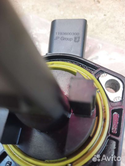 Датчик уровня/ температуры масла для vag