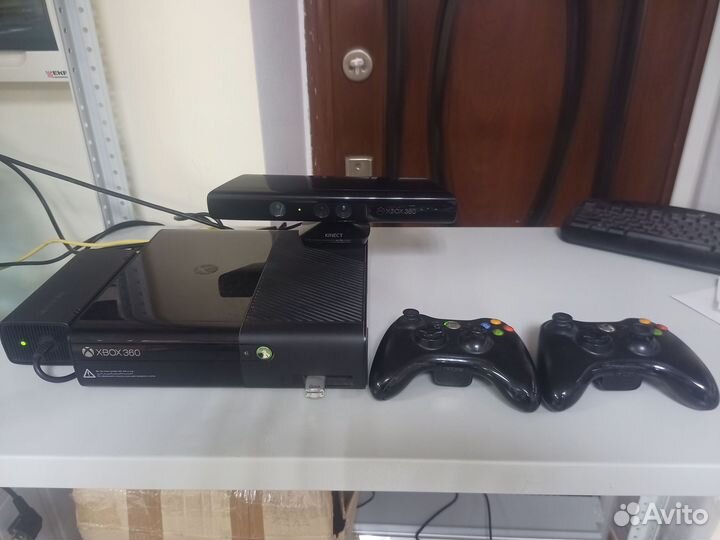 Xbox 360 freeboot 500gb+ kinect+2 джойстика