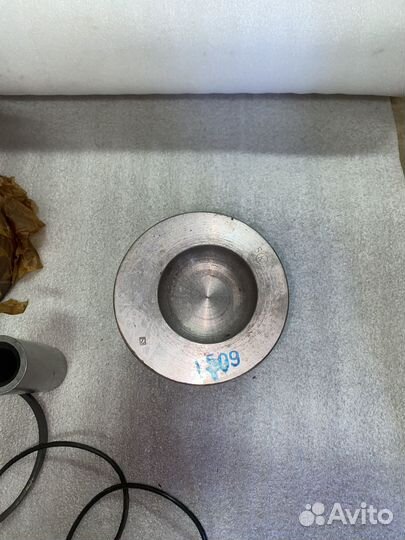 Гильза поршень палец