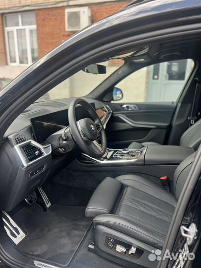 BMW X7 3.0 AT, 2023, 9 045 км