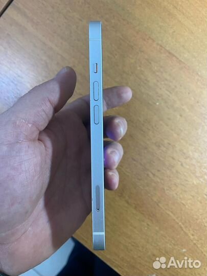 iPhone 13, 128 ГБ