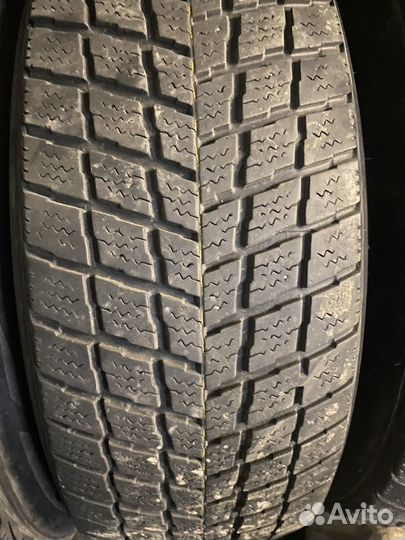 Nexen Winguard 235/65 R17