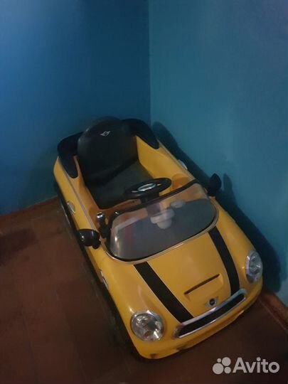 Детский электромобиль бу