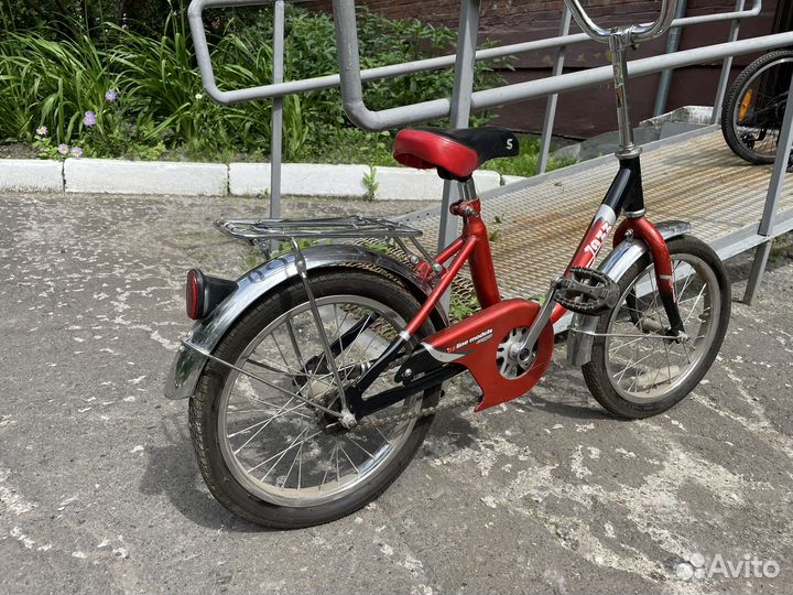 Детский велосипед 16