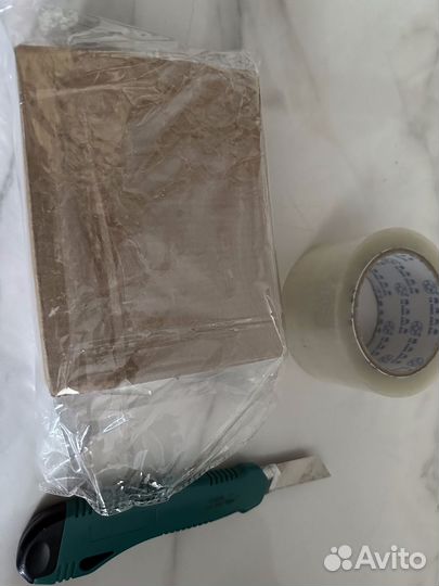 Четки автомобильные в машину, подвеска в авто