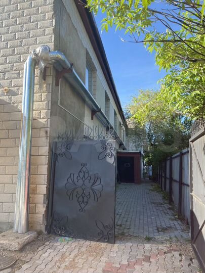 Свободного назначения, 2000 м²