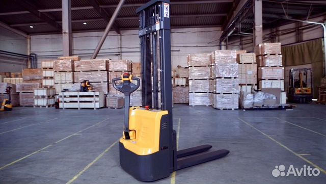 Штабелер самоходный 1 т 2,5 м xilin CDD10R-E