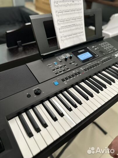 Yamaha PSR EW425 Цифровой синтезатор