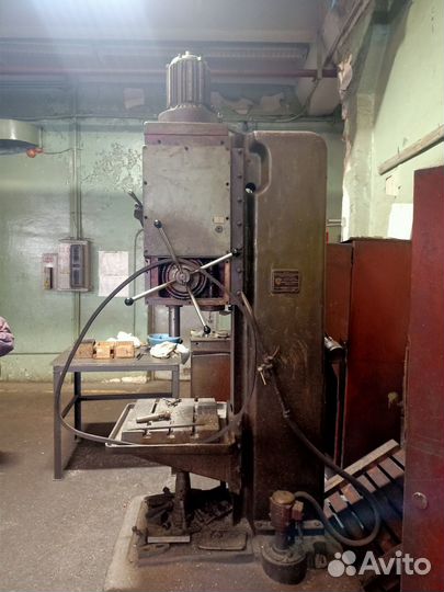 Станки токарные и фрезерные 6Р13