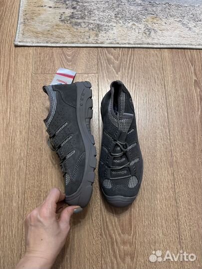 Кроссовки легкие мужские