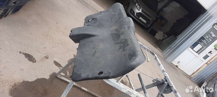 Обшивка крышки багажника LADA Kalina 2/2014