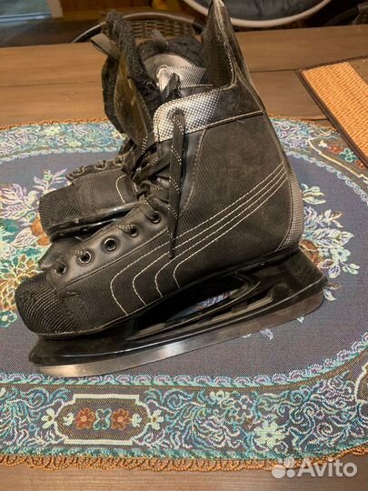 Коньки хоккейные 43 размер