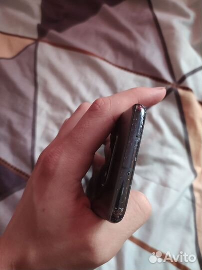 Samsung Galaxy S10e, 6/128 ГБ
