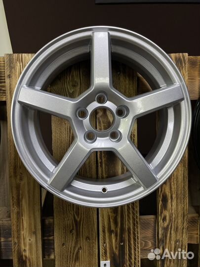 Neo 7x17/4x100 ET40 D60,1 V03 Silver