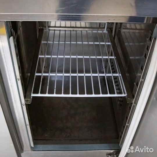 Столы холодильные Tefcold