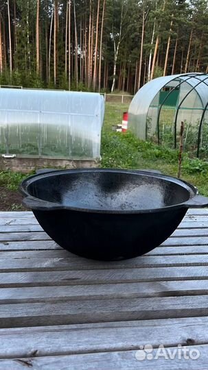 Казан чугунный