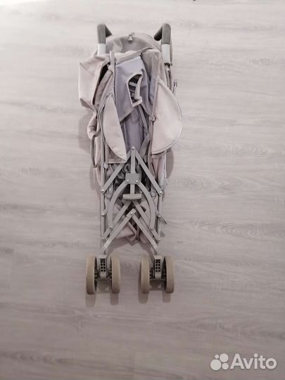 Прогулочная коляска трость