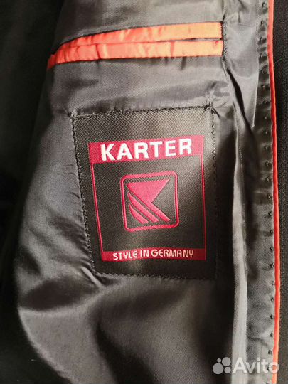 Костюм