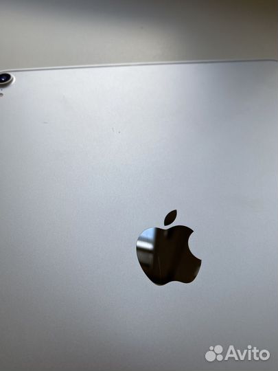 Apple iPad Pro 12.9 (3 gen.) Wi-Fi 64GB mtem2RU/A