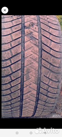 Michelin Pilot Alpin 255/45 R19 и 285/40 R19 103V